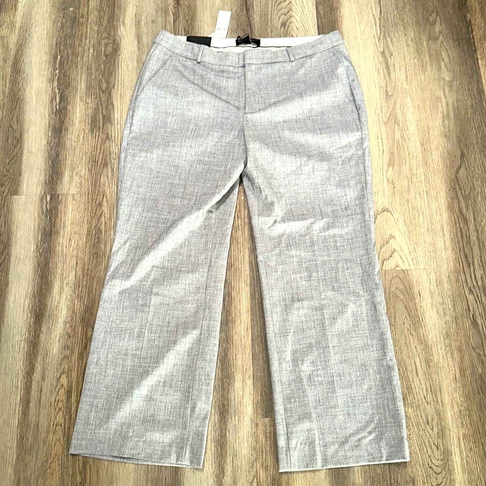NWT Banana Republic Logan pants washable grey size 12 short
